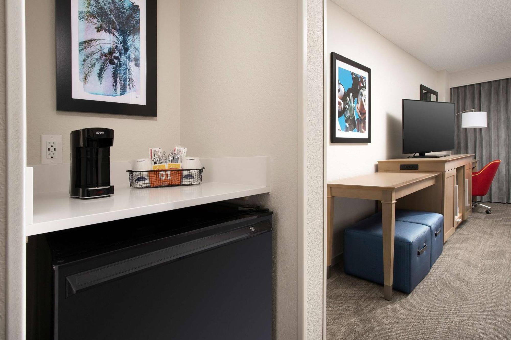 Hampton Inn & Suites Anaheim Garden Grove Exterior photo