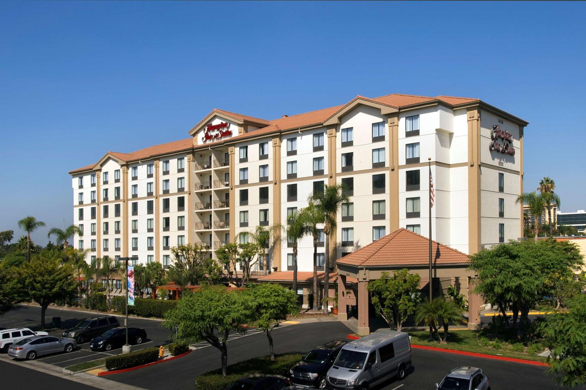 Hampton Inn & Suites Anaheim Garden Grove Exterior photo