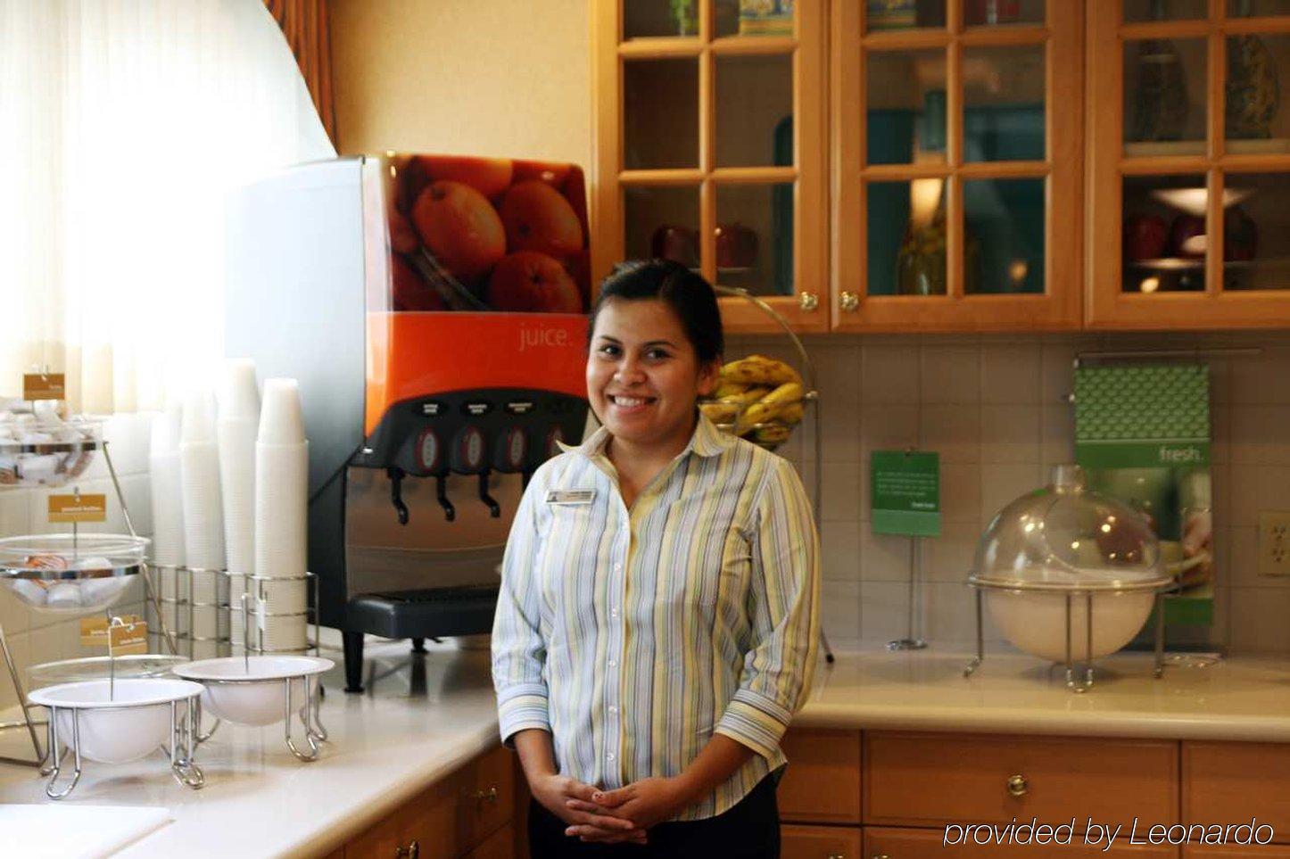 Hampton Inn & Suites Anaheim Garden Grove Restaurant photo
